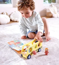 Bus escolar divertido · Hape