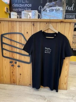 Camiseta Type Chico · Negra