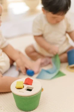 Cubo clasifica figuras · Plantoys