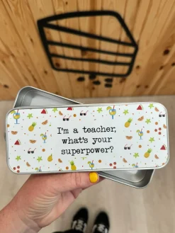 Estuche de lata vintage personalizable · Happy Summer