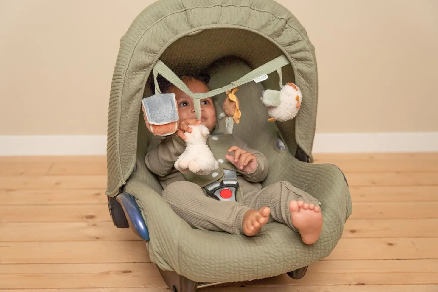 Juguete Carrito Pequeña granja · Little Dutch