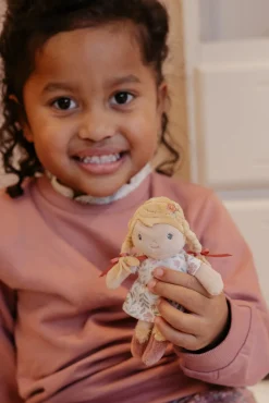 Julia Muñeca Blandita Pequeña Nueva · Little Dutch