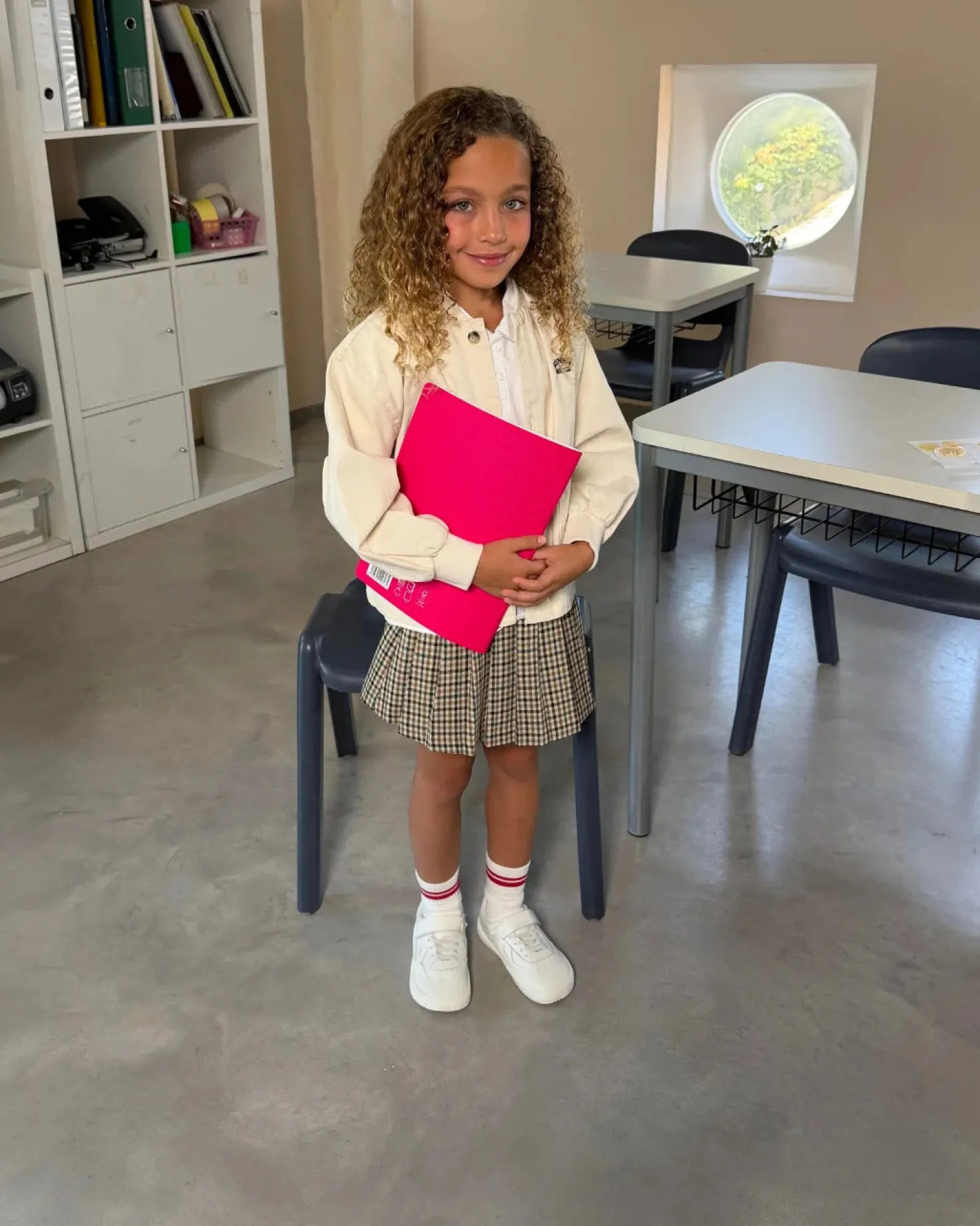 Lejan One Kids Weekdays - White
