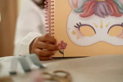 Libro de recortar y pintar máscaras · Little Dutch