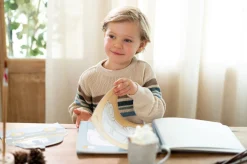 Libro de recortar y pintar vehiculos · Little Dutch