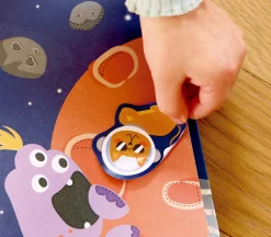 Maletín Pegatinas Galactic · Hape