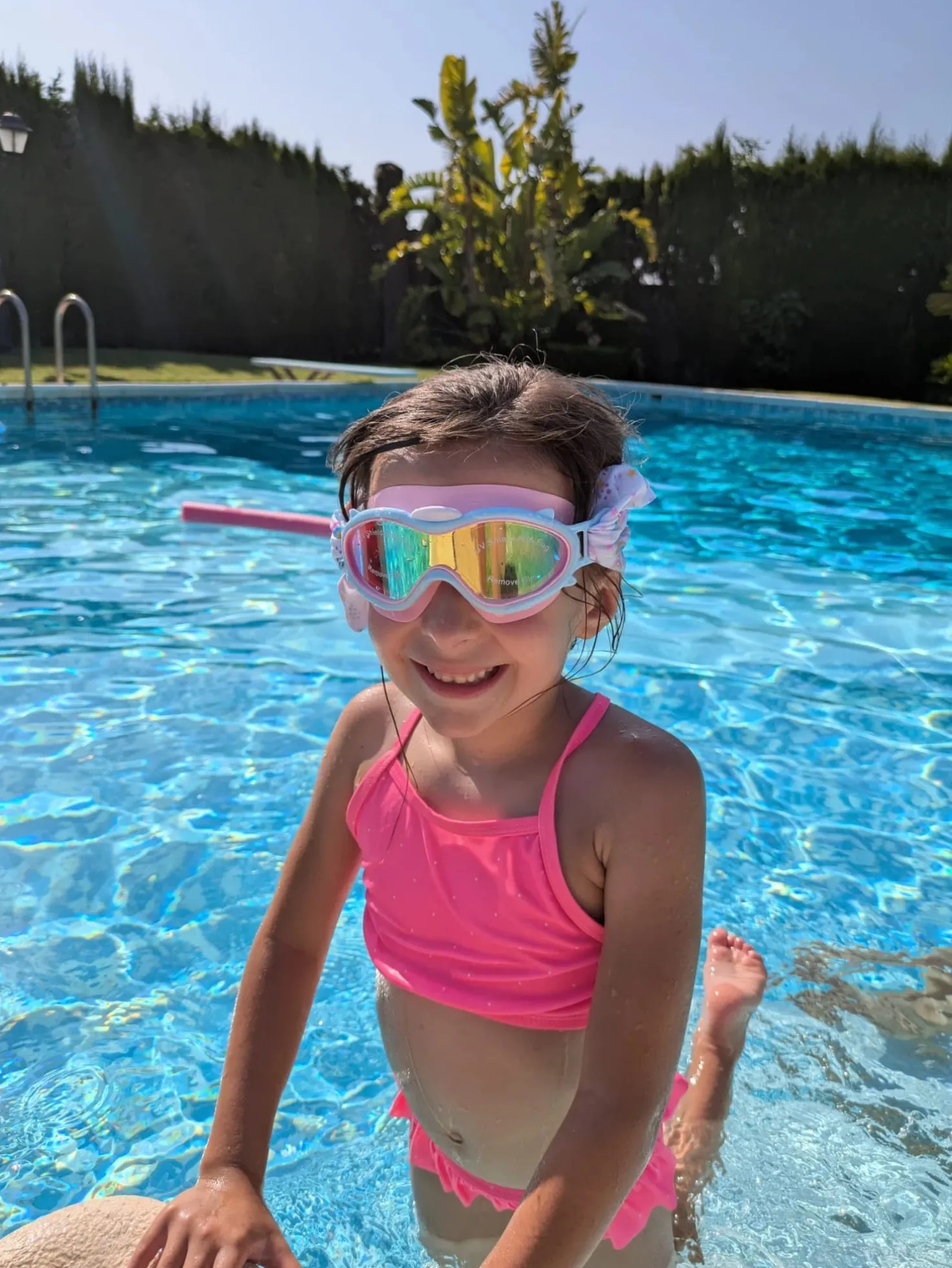 Máscara infantil rosa con turbante Ballenas · Fun Water