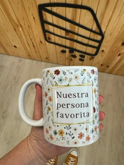 Taza Country Flowers